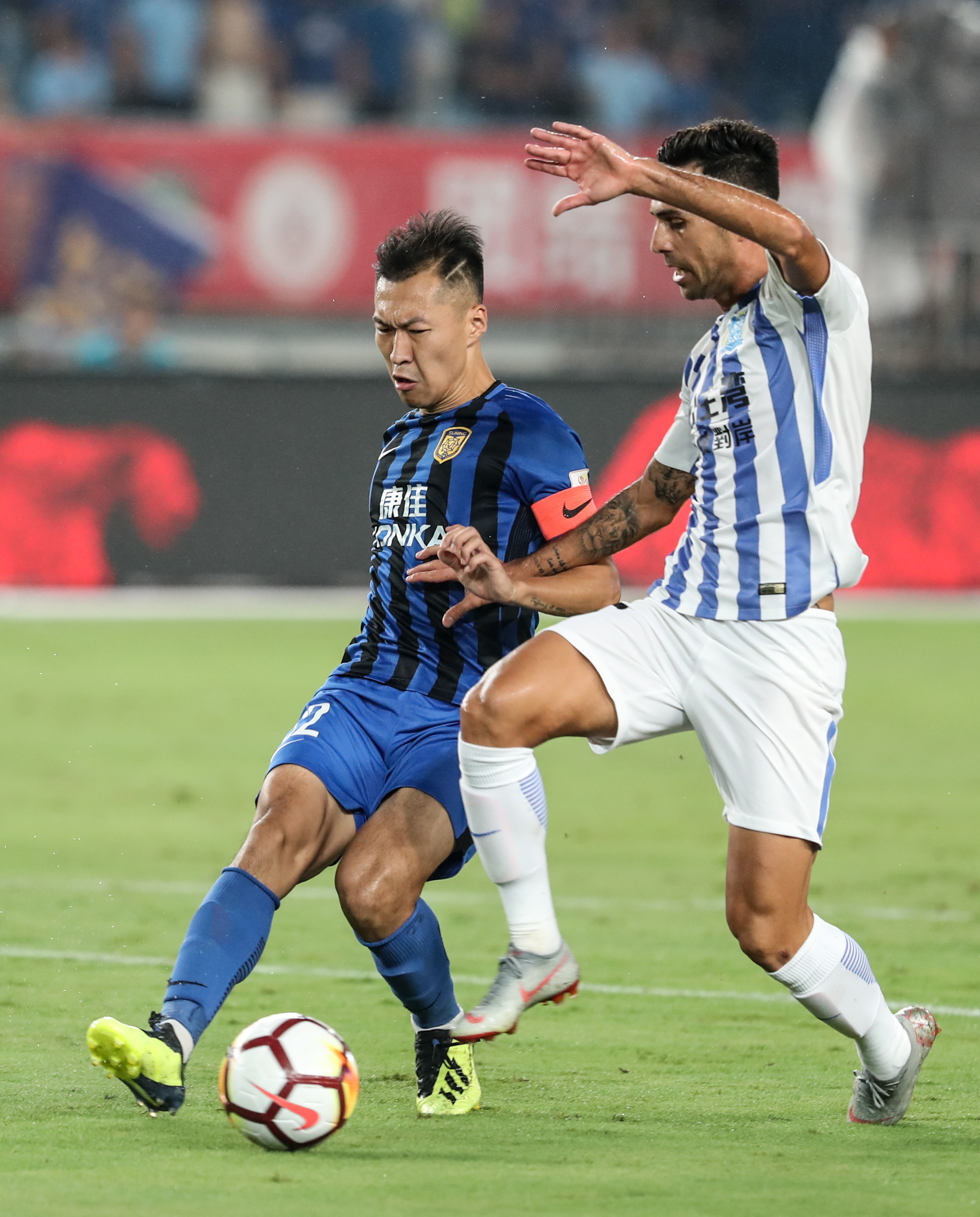 包含江苏苏宁客场大胜武汉卓尔,继续保持优势的词条 包含江苏苏宁客场大胜武汉卓尔,继续保持优势的词条