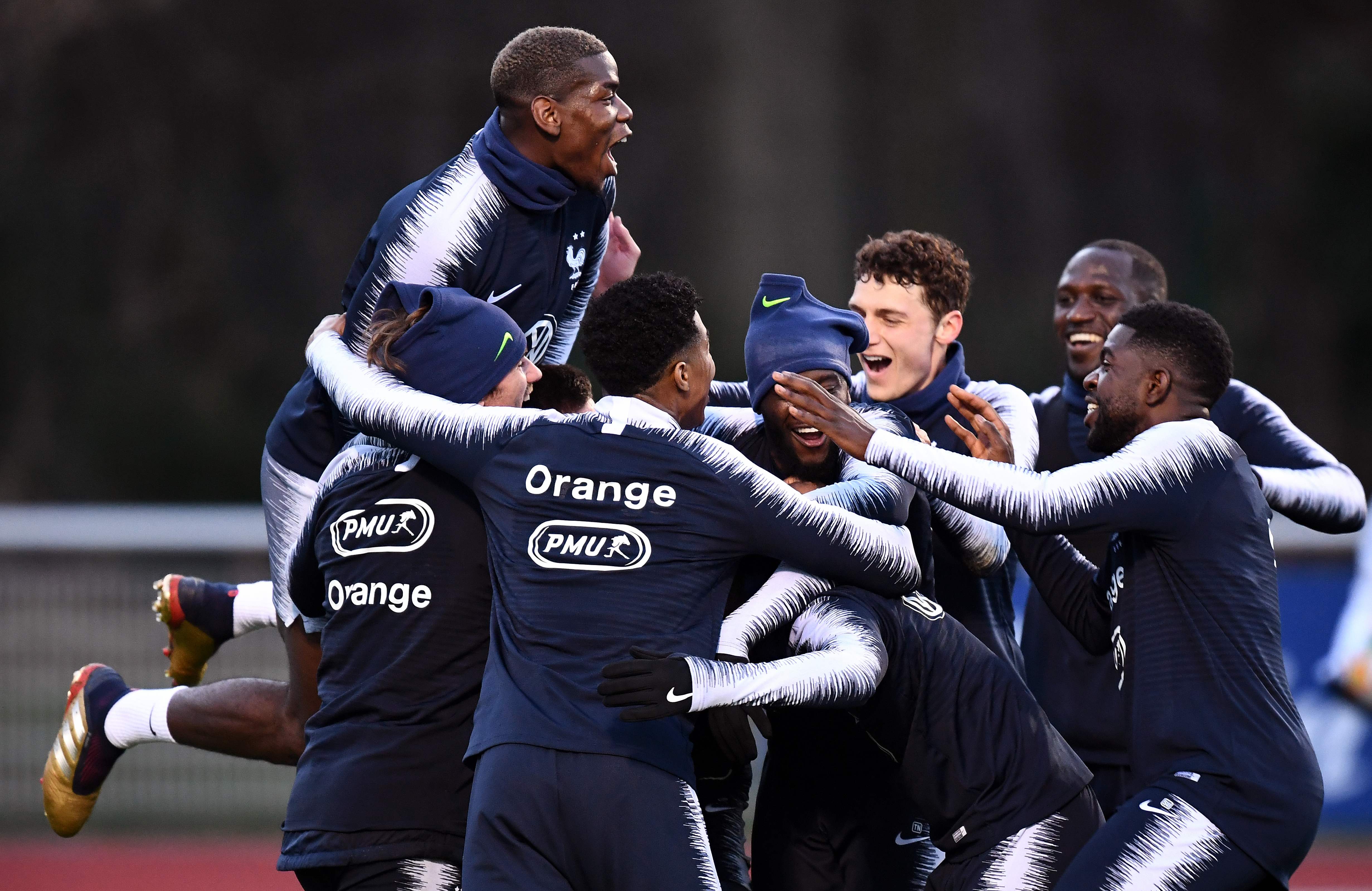 摩尔多瓦队在比赛中献上激烈对抗(摩尔多瓦队在比赛中献上激烈对抗的是谁)