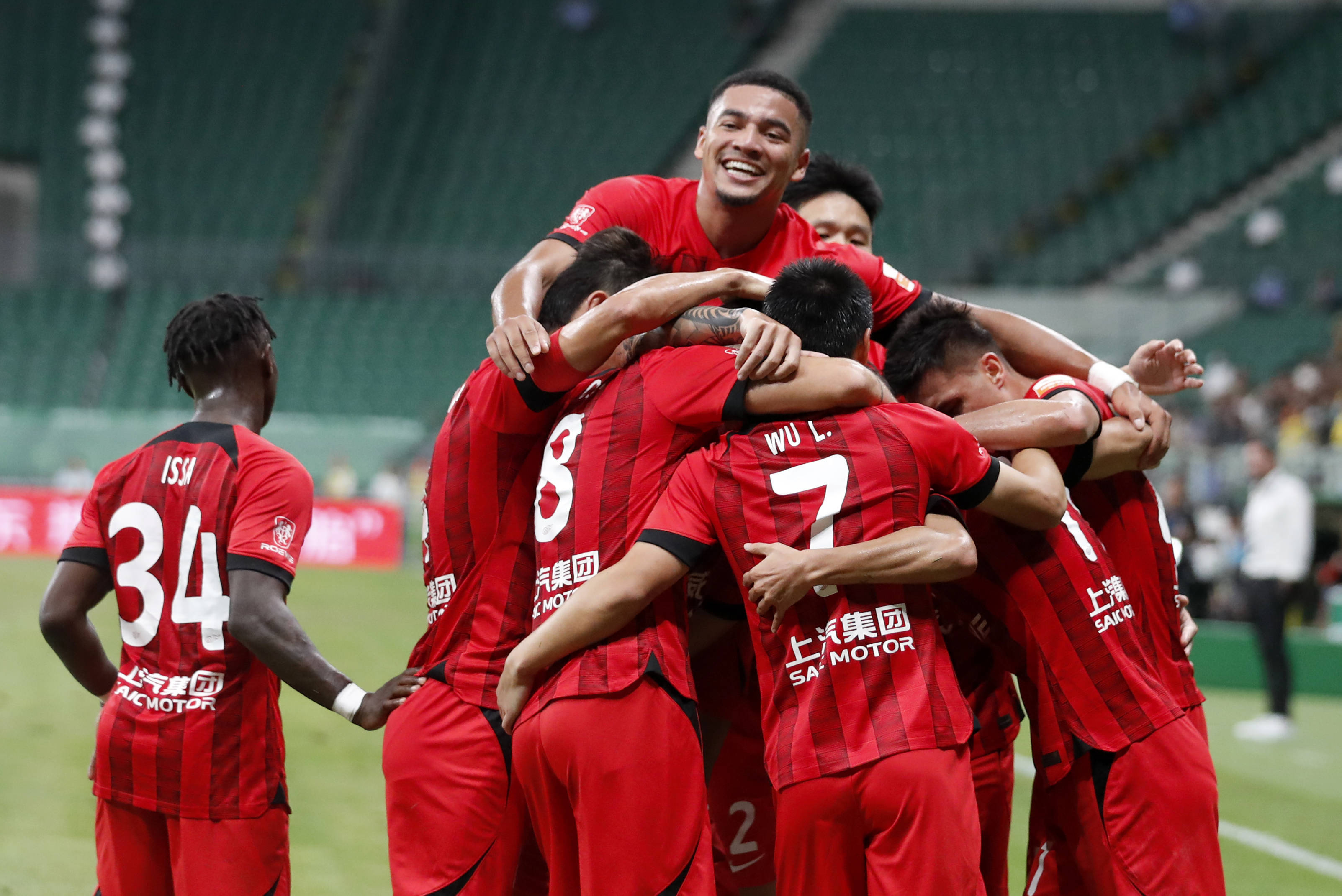 上海上港队在亚冠赛场上大放异彩的简单介绍 上海上港队在亚冠赛场上大放异彩的简单介绍