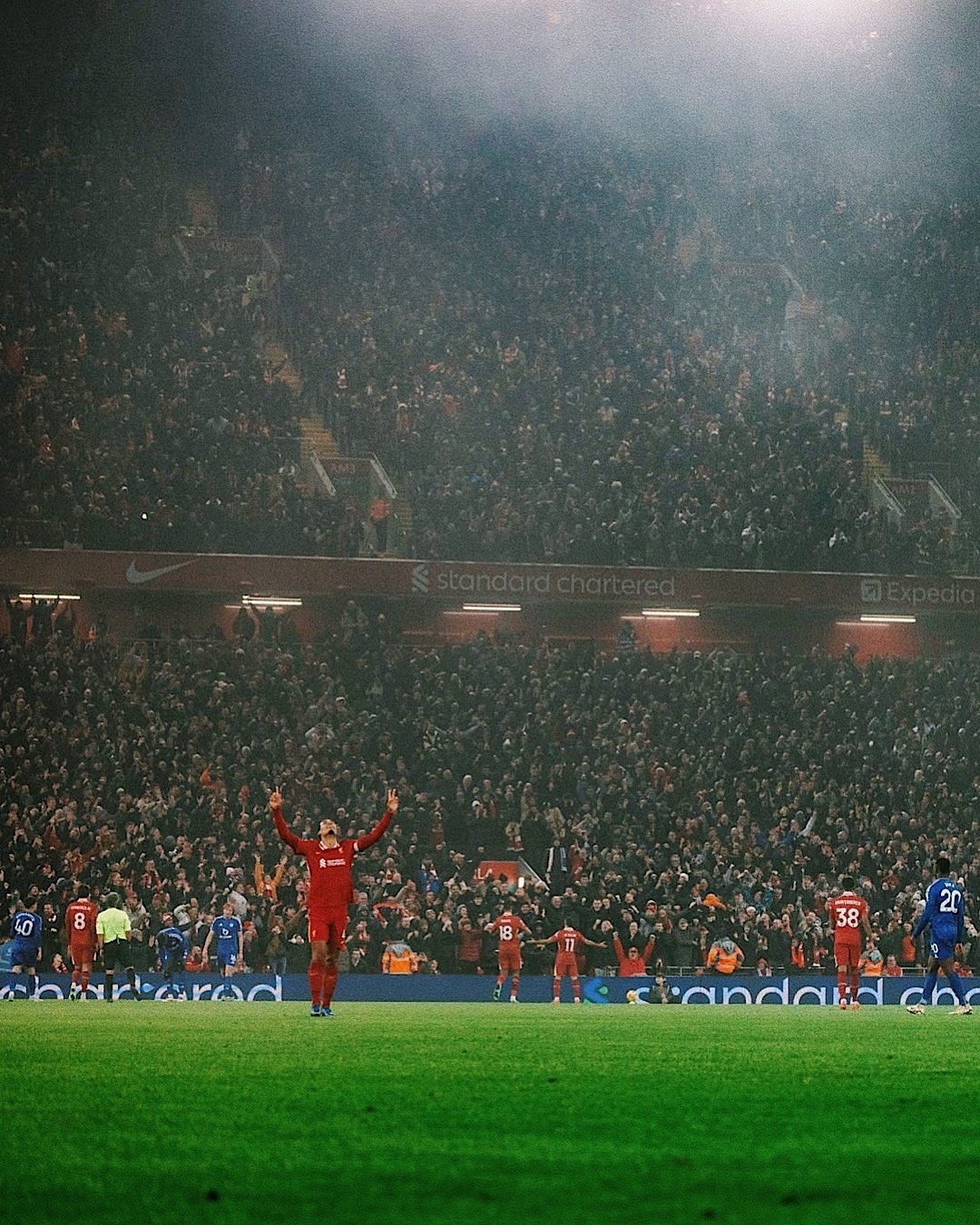 包含利物浦技战术演练密集,冲刺冠军全力以赴的词条 包含利物浦技战术演练密集,冲刺冠军全力以赴的词条