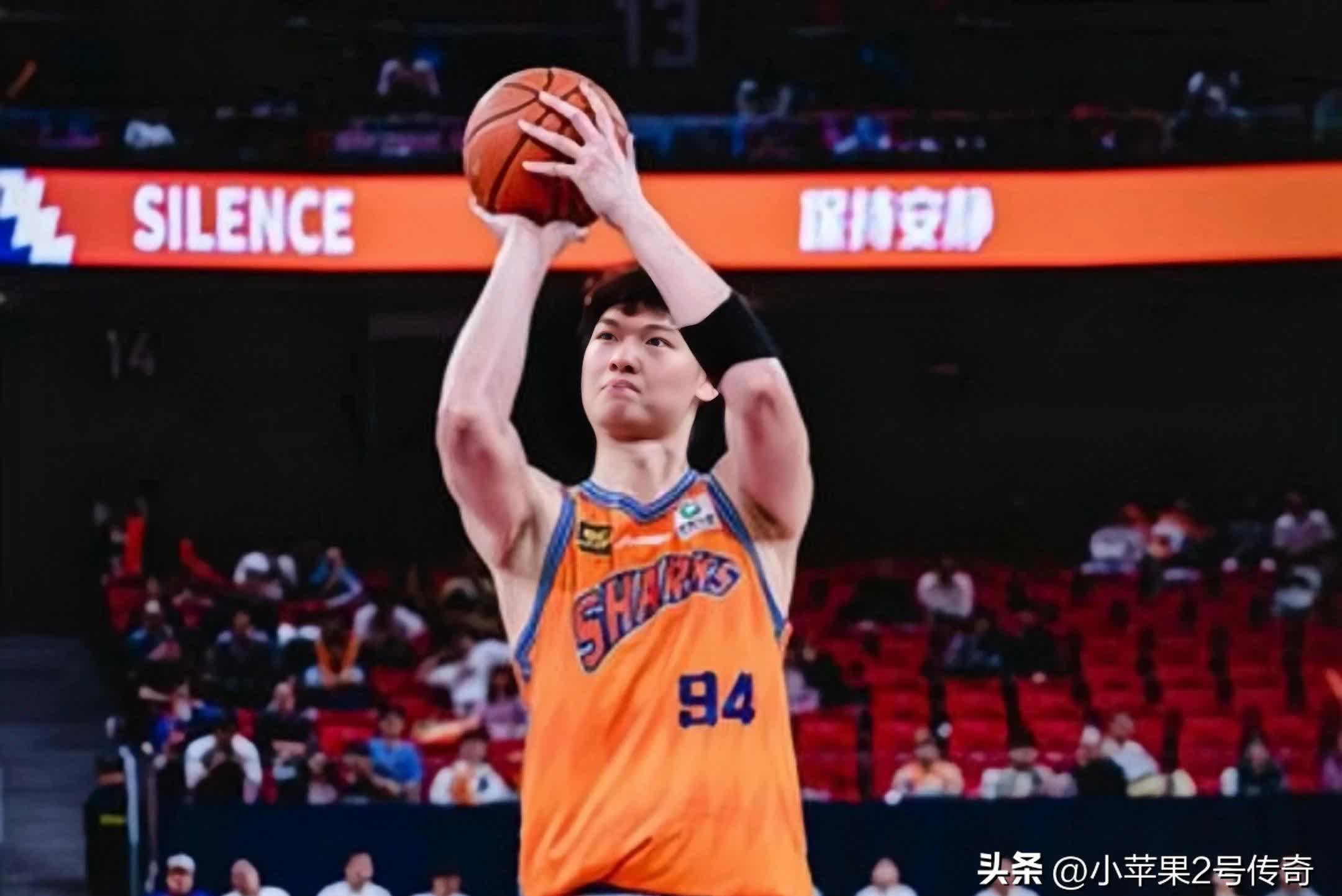 上海队在全国篮球锦标赛中打出封盖,被誉为全场沸腾的简单介绍 上海队在全国篮球锦标赛中打出封盖,被誉为全场沸腾的简单介绍