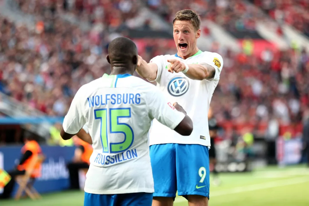 关于沃尔夫斯堡后防线连续失分,需加强防守训练的信息 关于沃尔夫斯堡后防线连续失分,需加强防守训练的信息