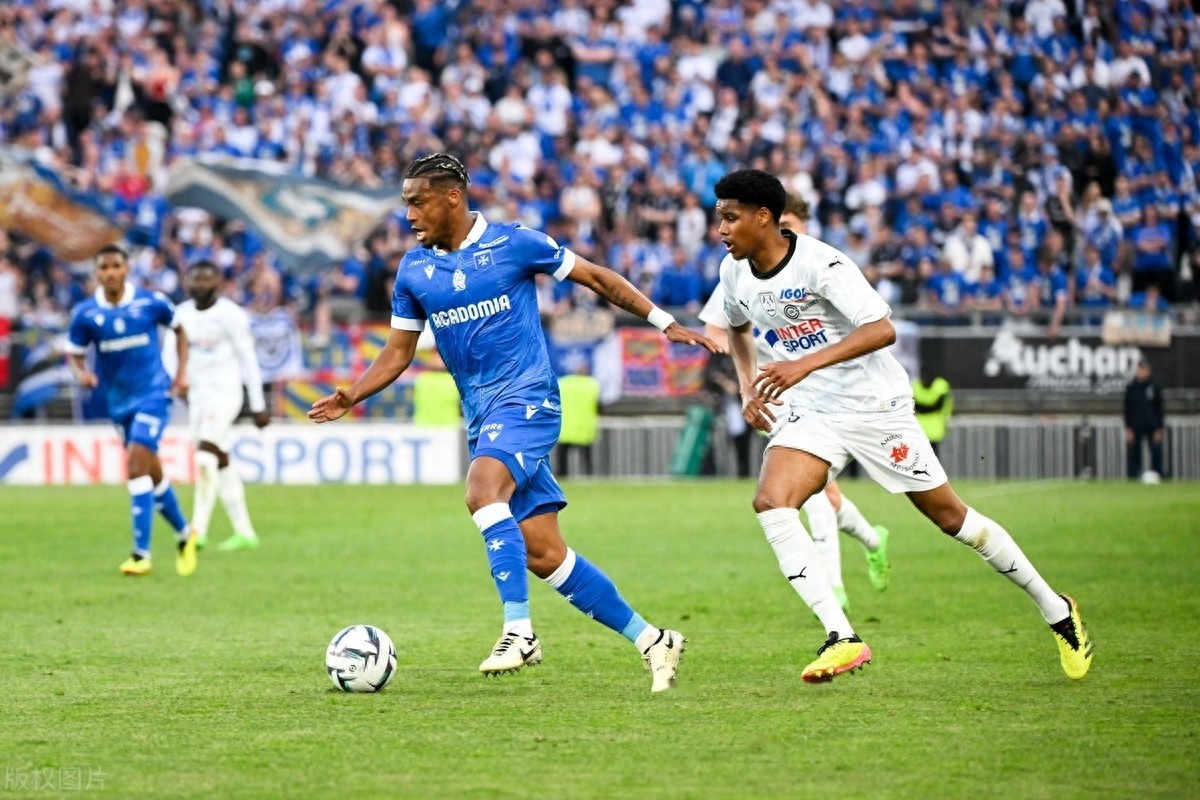 亚眠主场大胜特鲁瓦,取得关键三分的简单介绍 亚眠主场大胜特鲁瓦,取得关键三分的简单介绍