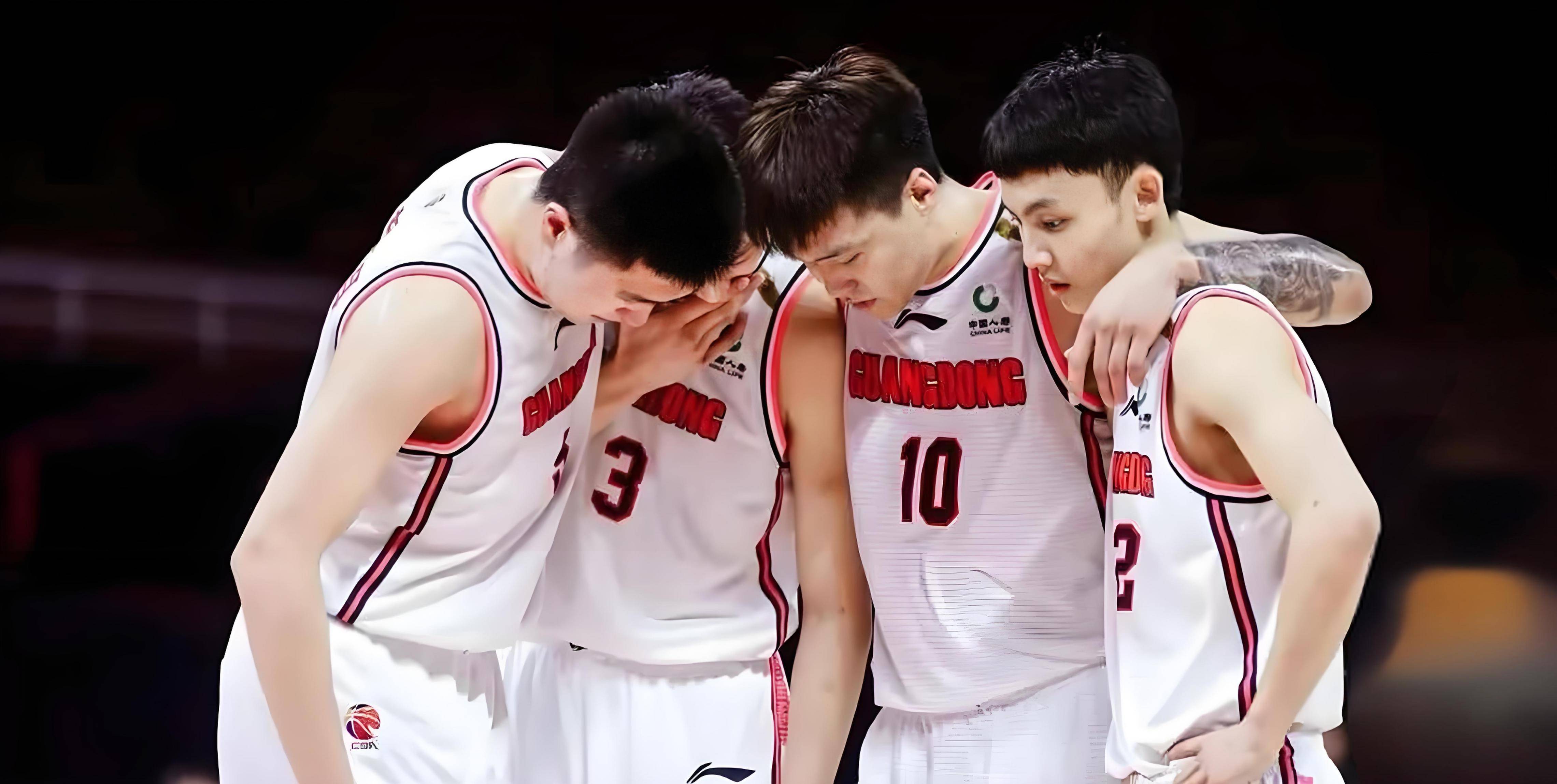 关于后卫攻入制胜一球,球队获胜的信息 关于后卫攻入制胜一球,球队获胜的信息