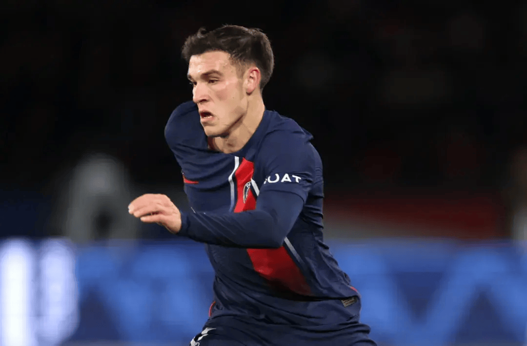 多特蒙德获胜连连,期待挑战曼联 多特蒙德获胜连连,期待挑战曼联