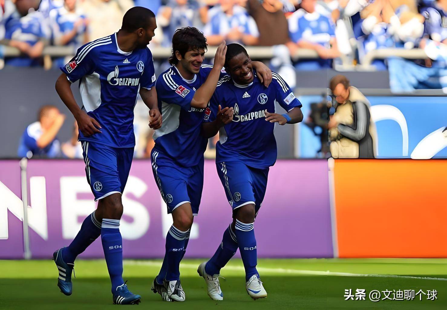 包含体育圈的热门话题,足球比赛成焦点的词条 包含体育圈的热门话题,足球比赛成焦点的词条