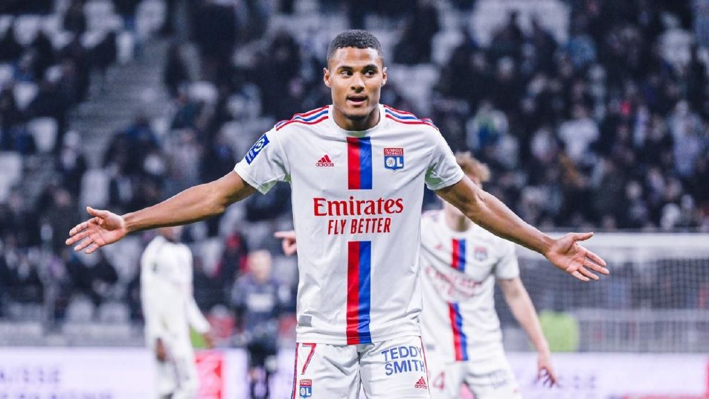 尼斯在客场逆转战胜昂热,保持胜率 尼斯在客场逆转战胜昂热,保持胜率