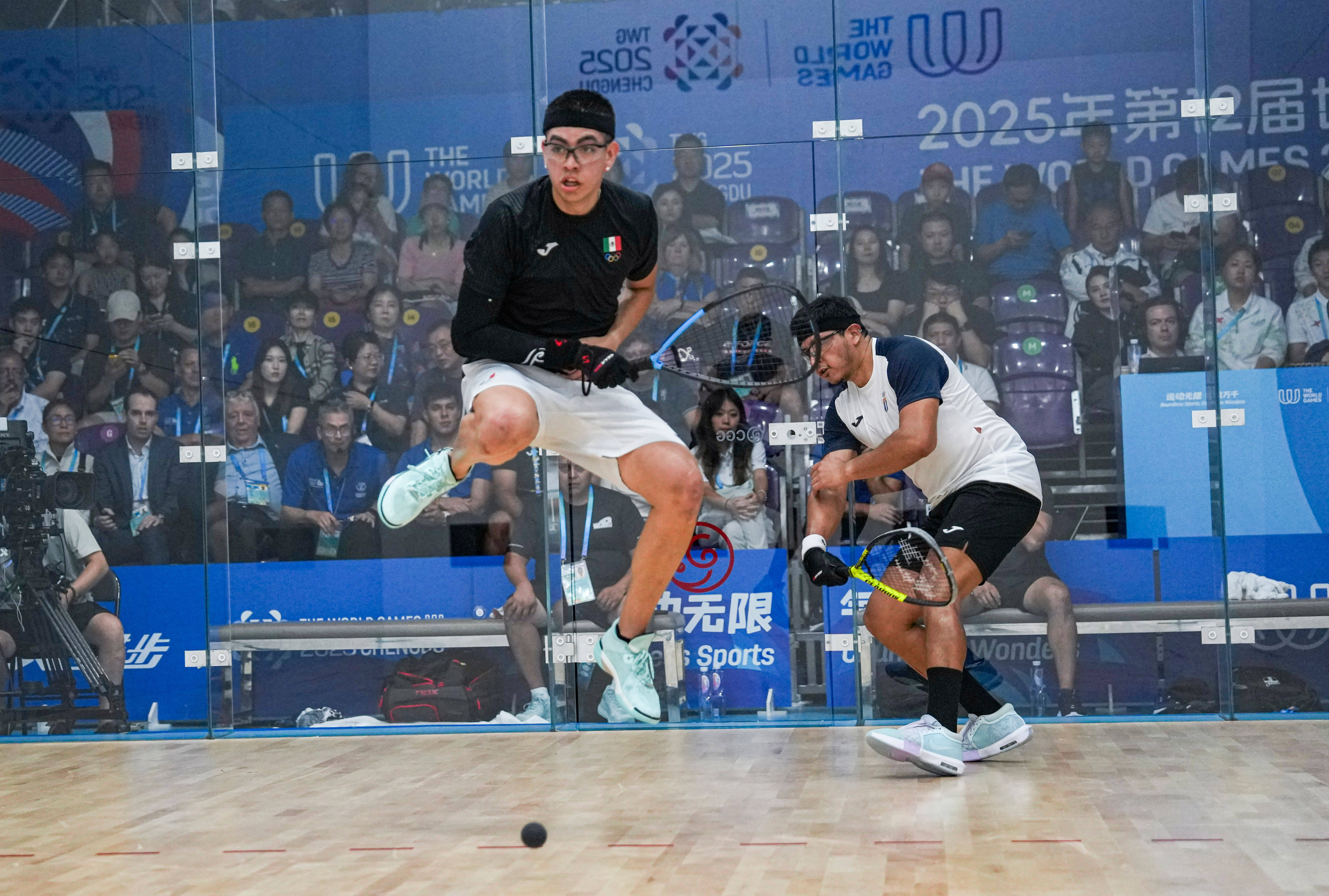 墨西哥选手凭借速度优势,斩获胜利 墨西哥选手凭借速度优势,斩获胜利