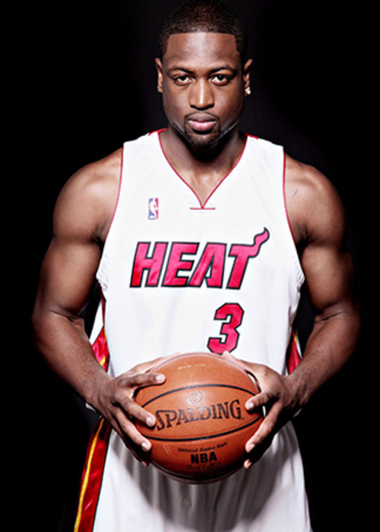 aoa体育课程-马尔科姆回敬两球，带队全取三分晋级