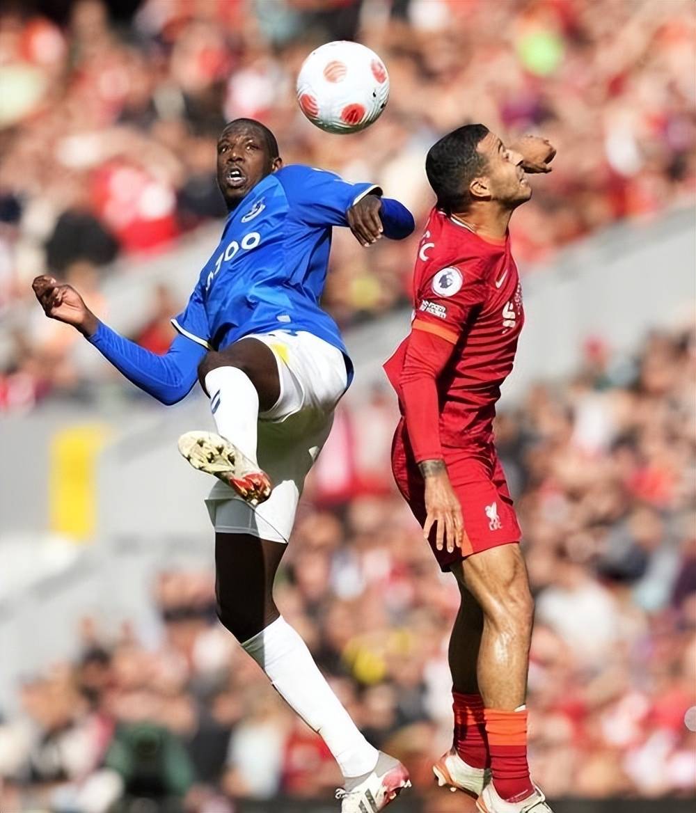 利物浦击败柏林赫塔,欧战资格竞争激烈 利物浦击败柏林赫塔,欧战资格竞争激烈