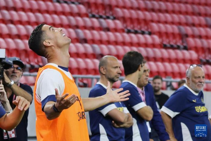 葡萄牙国家队备战世界杯预选赛状态正佳的简单介绍 葡萄牙国家队备战世界杯预选赛状态正佳的简单介绍