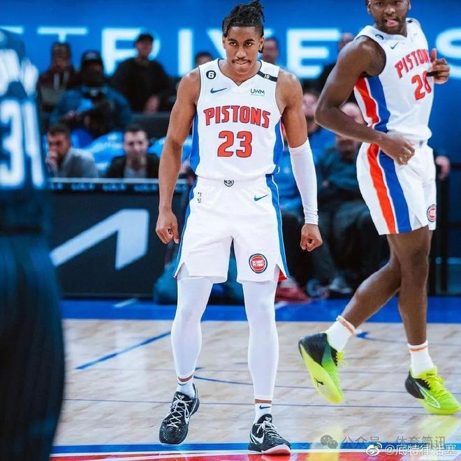 雄鹿击败活塞,继续领跑东部 雄鹿击败活塞,继续领跑东部