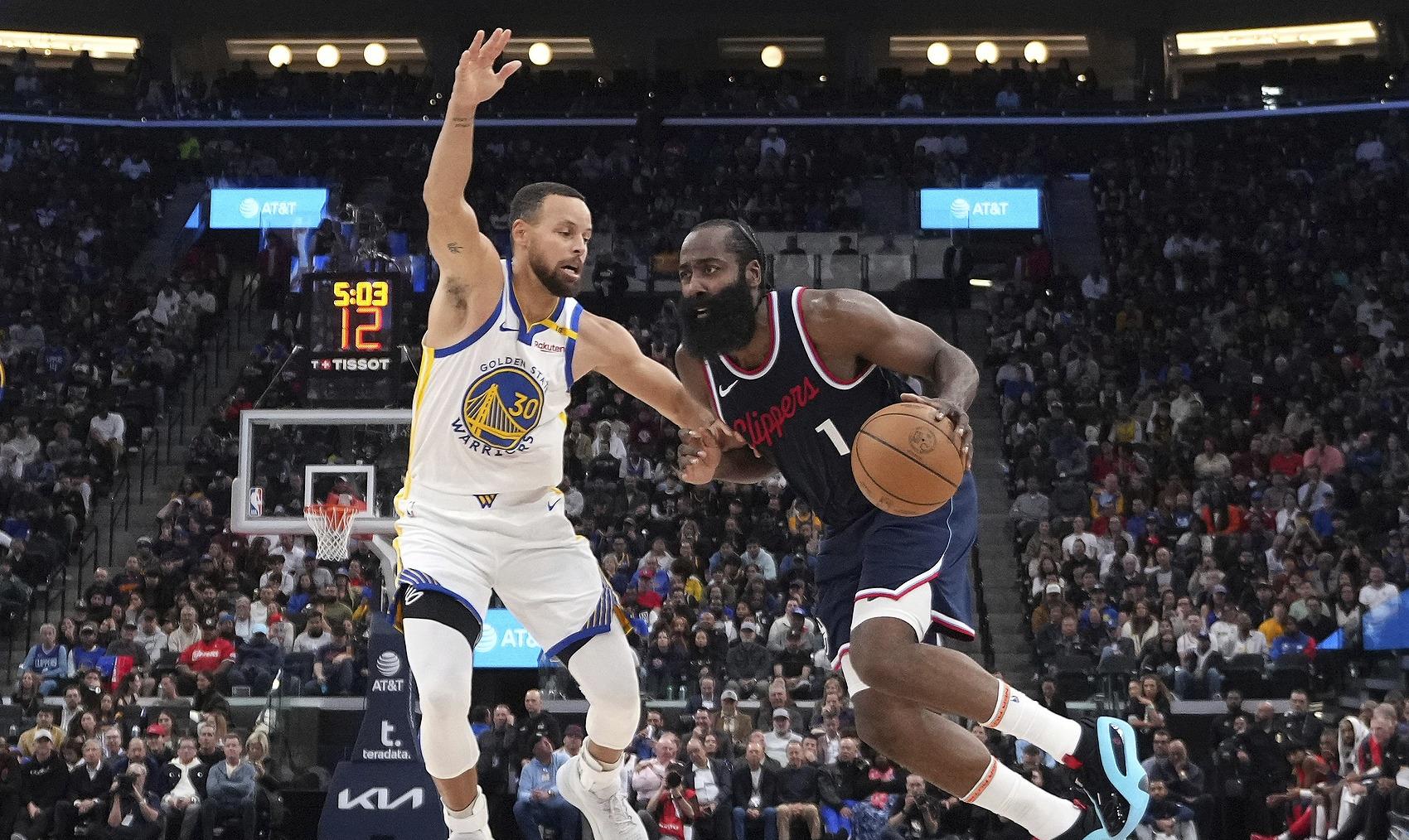 aoa体育活动-包含独行侠遭遇六连败，战绩垫底西部，陷入困境的词条