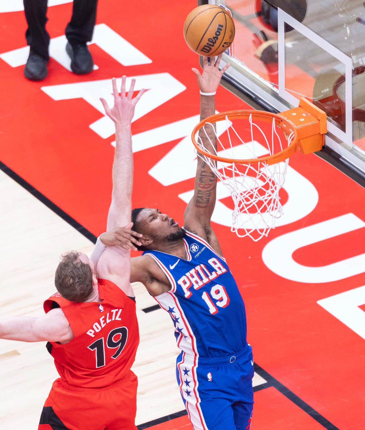 aoa体育官网-猛龙客场大胜步行者，继续领跑东部