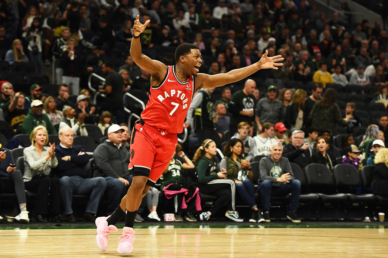 猛龙老将状态回升,助球队连胜的简单介绍 猛龙老将状态回升,助球队连胜的简单介绍